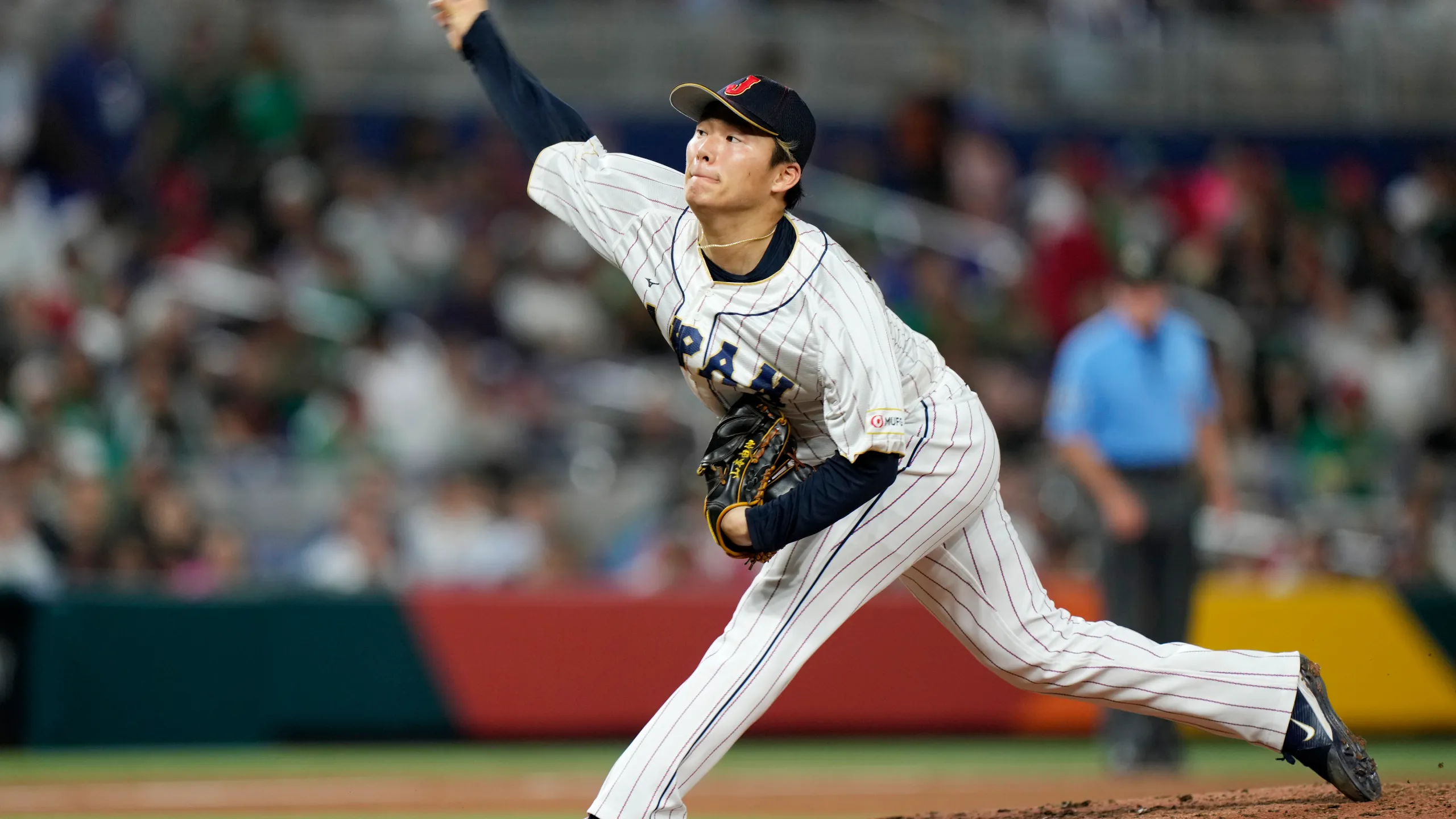 Yoshinobu Yamamoto: A Rising Star with the Dodgers